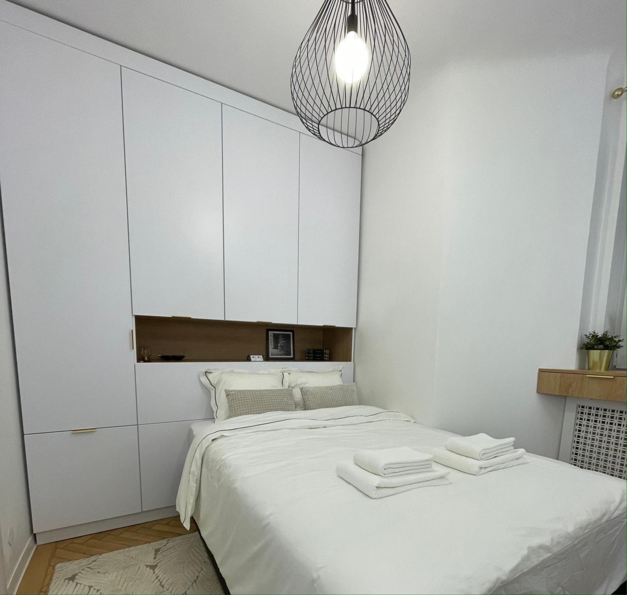 Studio Alice Romana Square Lägenhet Bukarest Exteriör bild